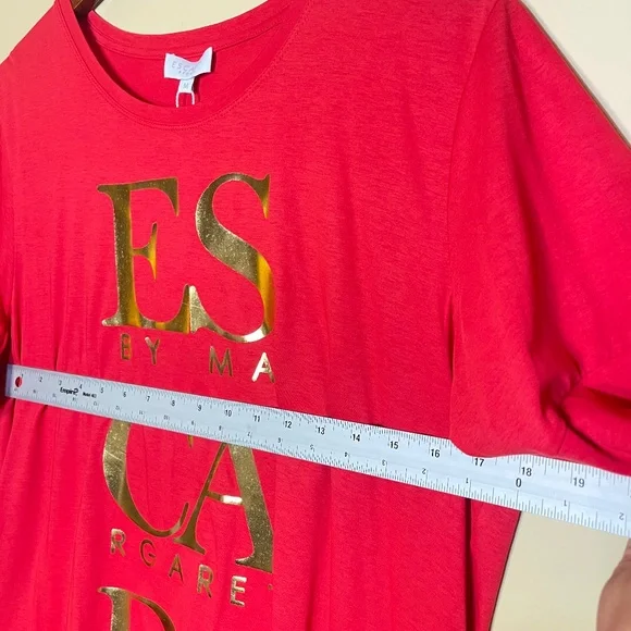 ESCADA Red Tee with Gold Lettering - Picture 6 of 7